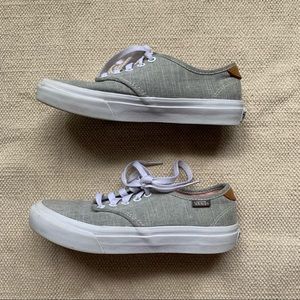 3/$25 SALE✨ Vans Camden Deluxe Sneakers